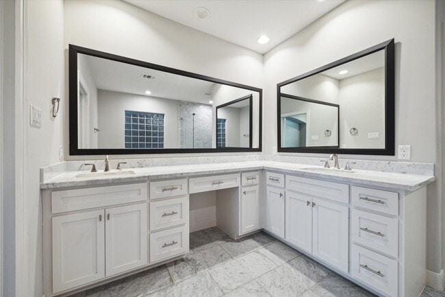 Building Photo - 6008 Park Cir Dr