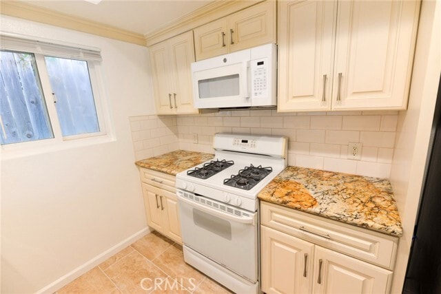 Building Photo - 257 Avenida Victoria