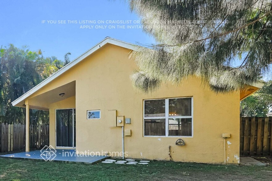 Building Photo - 5105 Buchanan Rd