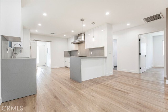 Building Photo - 528 Spencer St