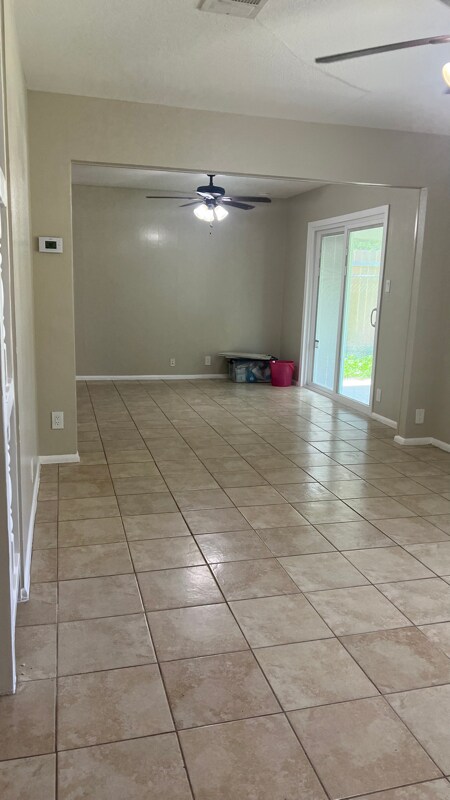 Building Photo - 7911 Riata Ave