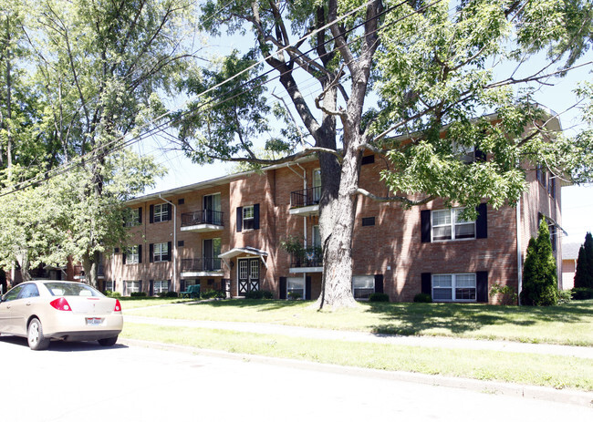 Primary Photo - Monroe Apartments