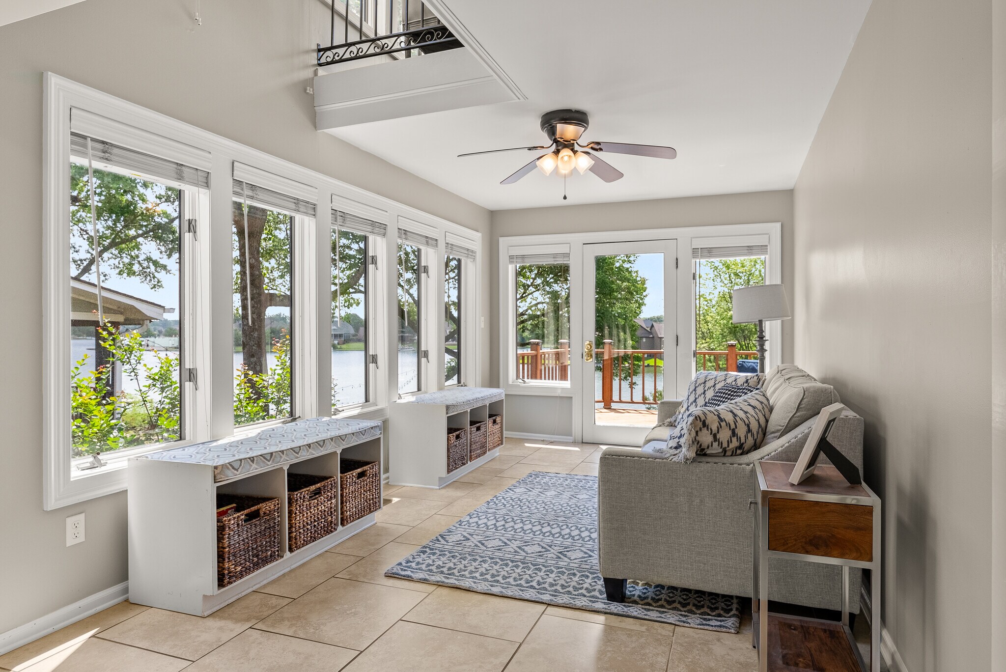 Building Photo - 9711 Pine Point Dr