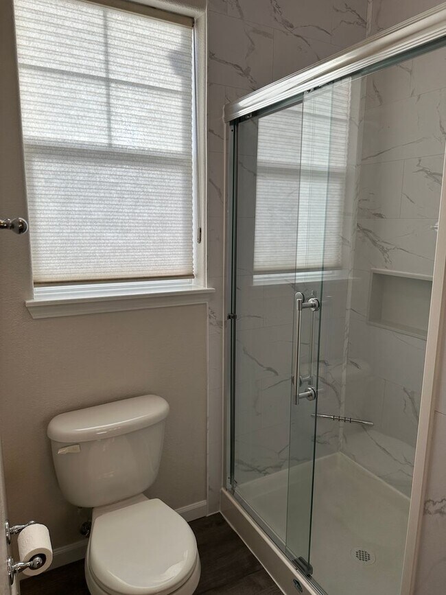 Building Photo - Spacious 3 bedroom townhome near Peterson ...