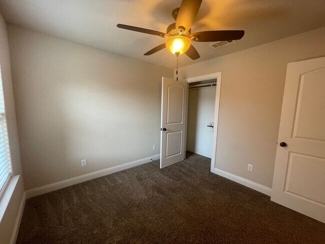 Building Photo - Beautiful Benbrook 3B/2.5B Townhome ((Stainless Steel Appliance Package)) Dazzling wood-like tile...