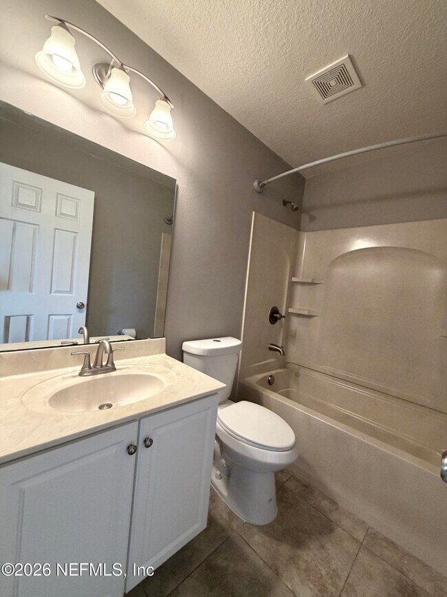 Building Photo - 104 Crete Ct