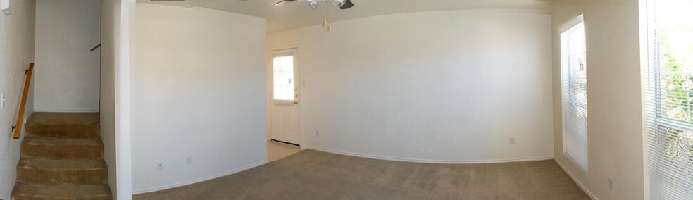 Building Photo - 4411 Jeff Scott Dr