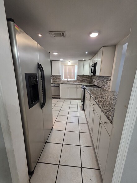 Building Photo - 2401 Barley Club Dr