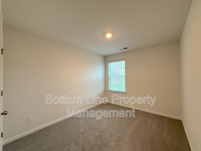 Building Photo - 8109 Murray Br Dr