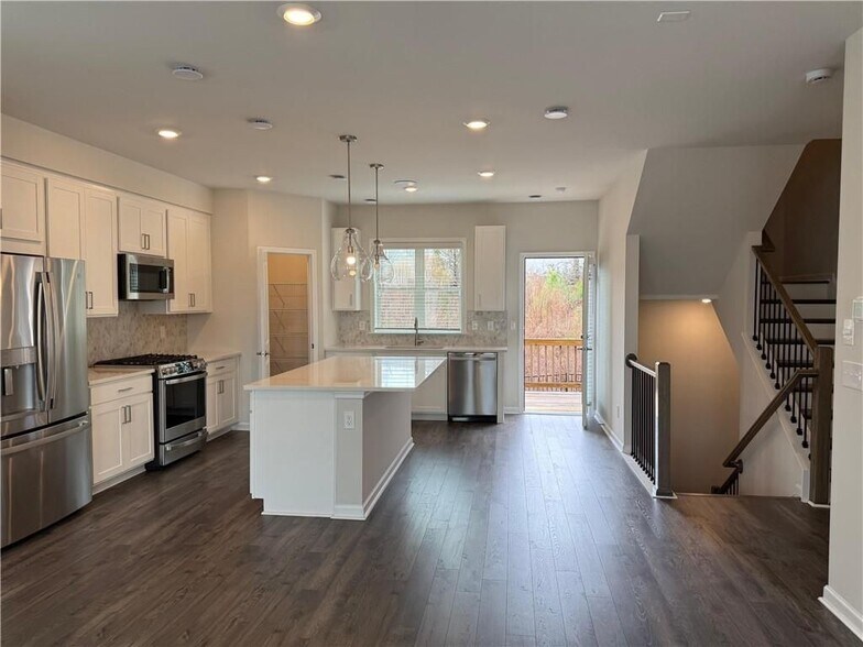 Building Photo - 3669 Willingham Run SW