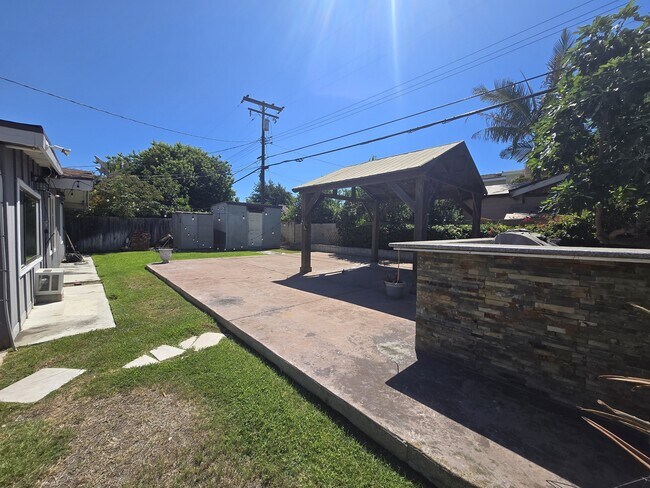 Building Photo - 9622 Stonybrook Dr