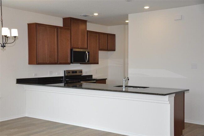 Building Photo - 204 Coastal Wy