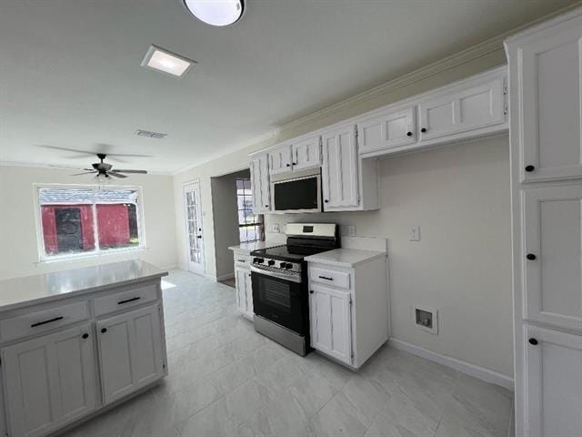 Building Photo - 1500 Hyde Park Blvd