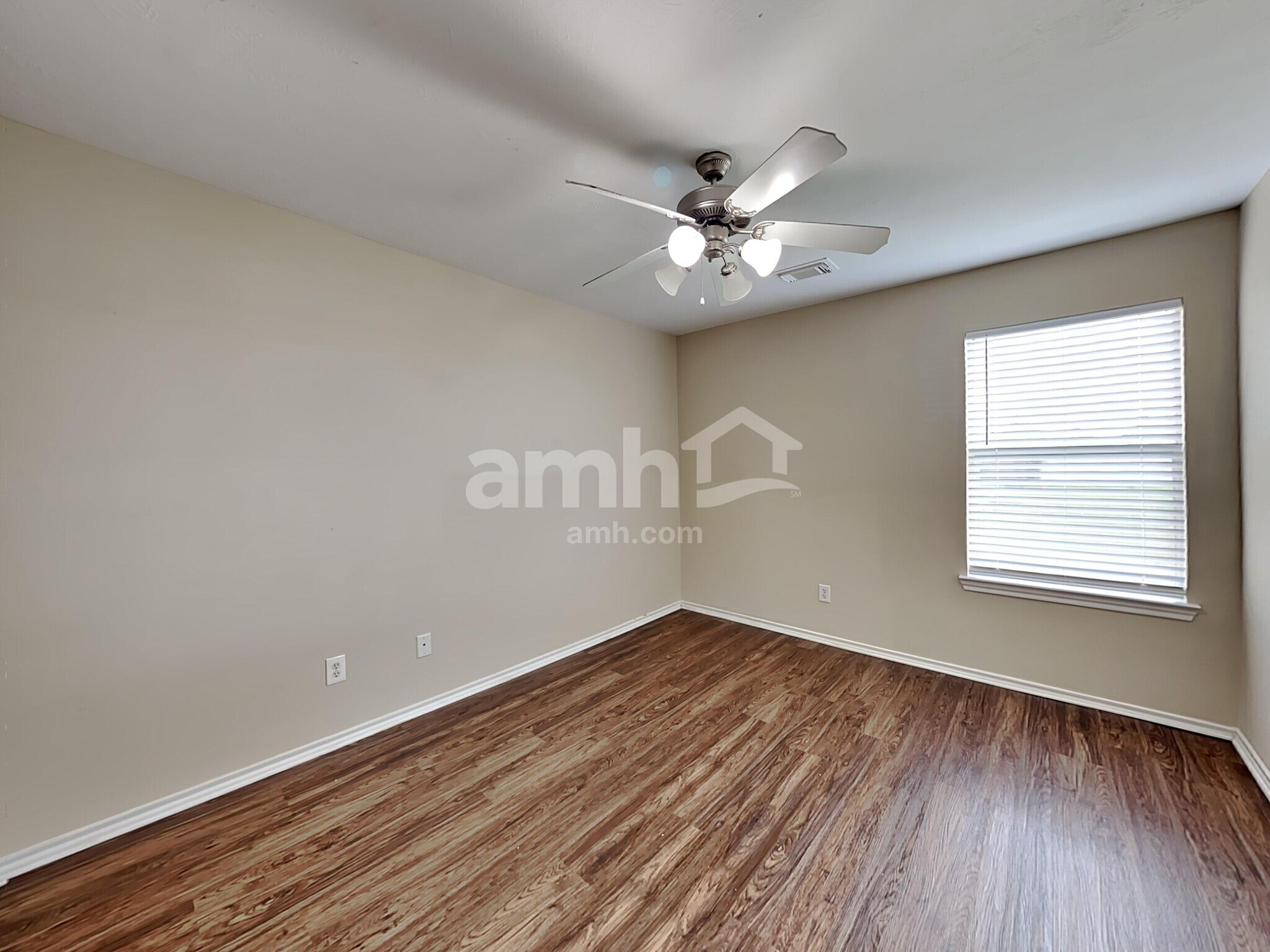 Building Photo - 24203 Silversmith Ln