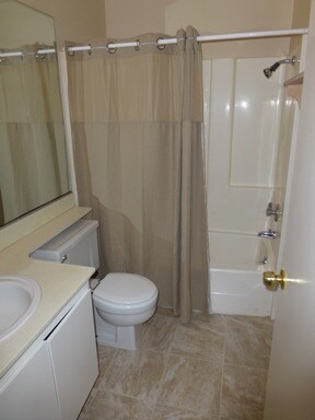 Building Photo - Tempo Tract Community 3 Bedroom Rental Hom...