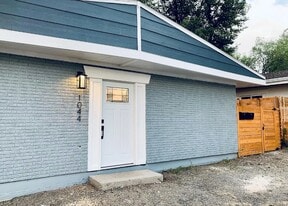 Building Photo - 1044 Stuart St