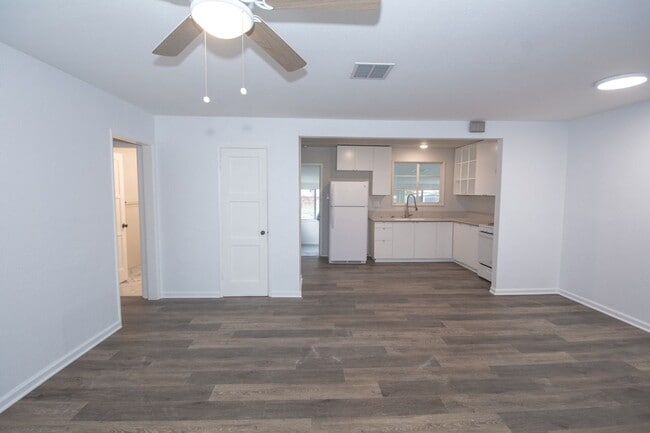 Building Photo - 1560 Goodlett St