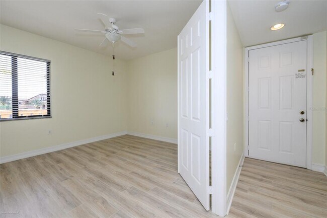 Building Photo - 89 Vivante Blvd