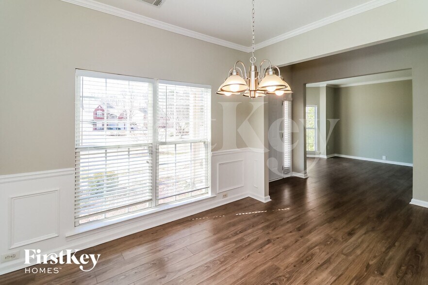 Building Photo - 2991 Summerfield Ct