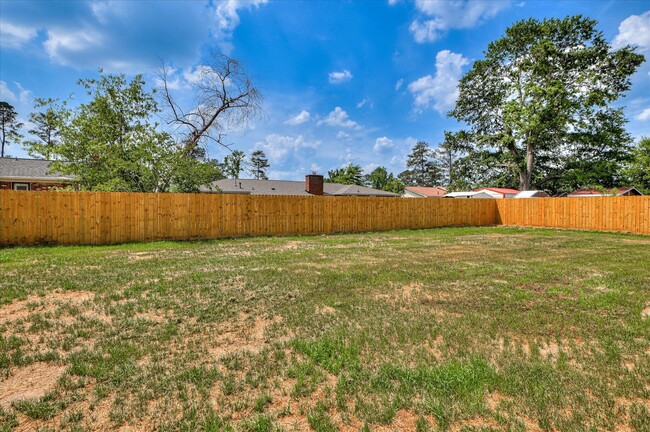 Building Photo - 143 Woodland Dr