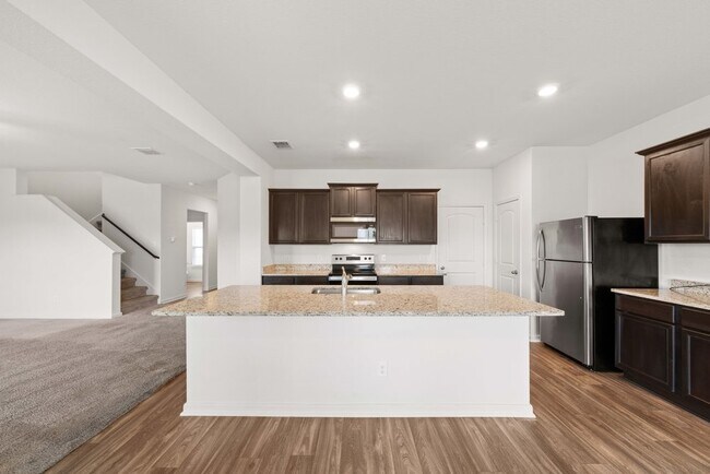 Building Photo - Spacious 4-Bed Home with Island Kitchen & Fenced Yard in Converse – 2,205 Sq Ft!
