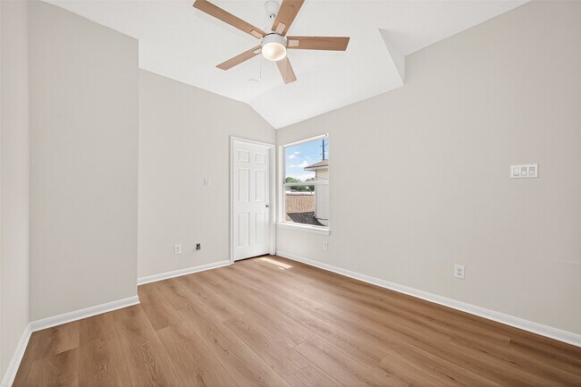 Building Photo - 4719 Cashel Cir