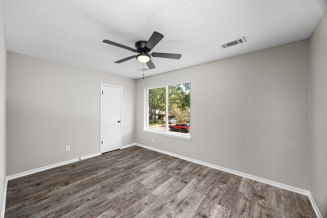 Building Photo - 14411 Golden Cypress Ln