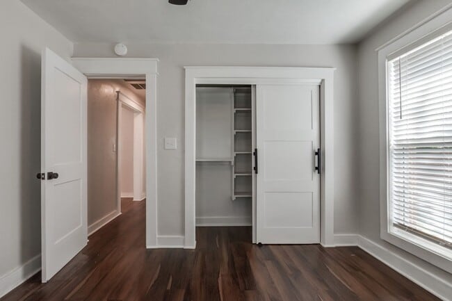 Building Photo - Luxury remodel in NW Oklahoma City