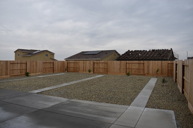 Building Photo - 823 Benina Ct