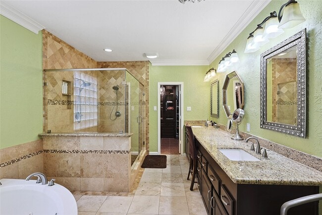 Building Photo - 1415 Meadow Hill Dr