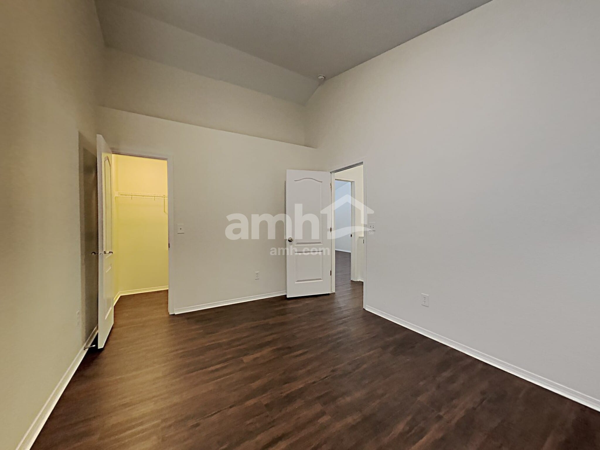 Building Photo - 5052 Sacred Feather Dr
