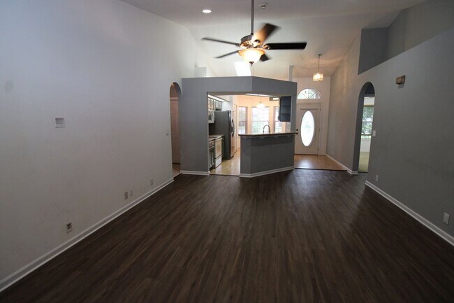 Building Photo - 107 Shearman Way