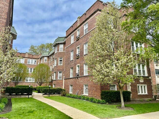 Primary Photo - 1230 Elmwood Ave