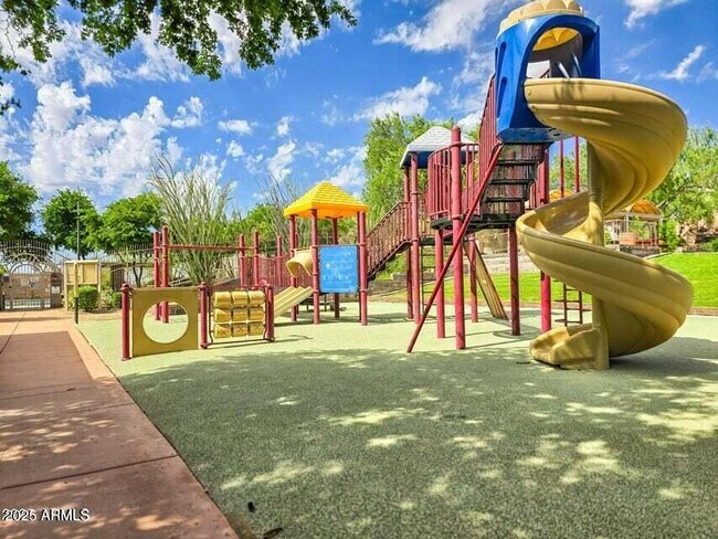 Building Photo - 34811 N 30th Dr