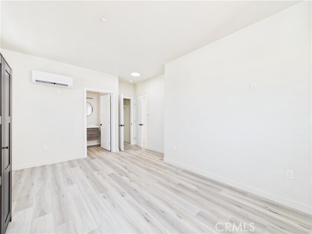 Building Photo - 8457 Langdon Ave