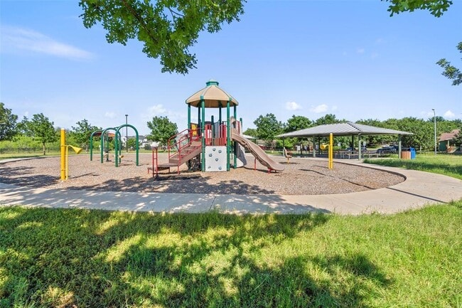 Building Photo - 6208 Perlita Dr