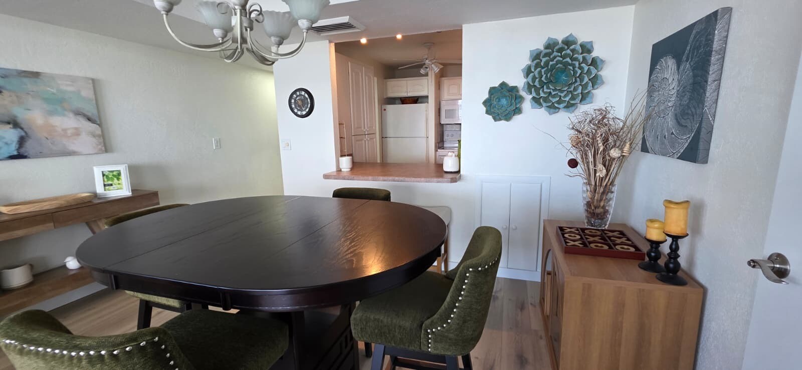 Building Photo - 3047 S Atlantic