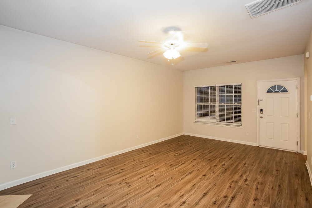 Building Photo - 3043 Clover Rd NW