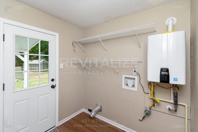 Building Photo - 1724 Rustic Wood Ct