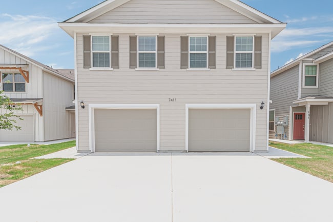 Building Photo - 7411 Gramercy Way