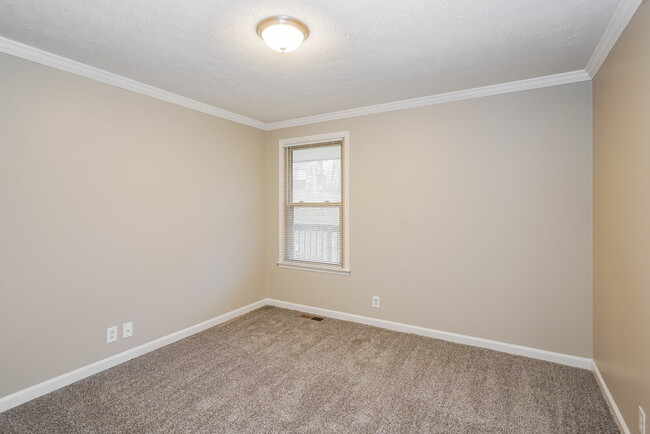 Building Photo - 103 Hillwood Dr