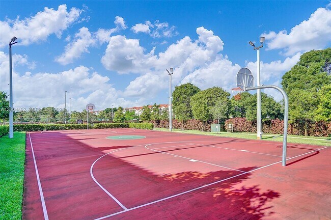 Building Photo - 10437 NW 82nd St