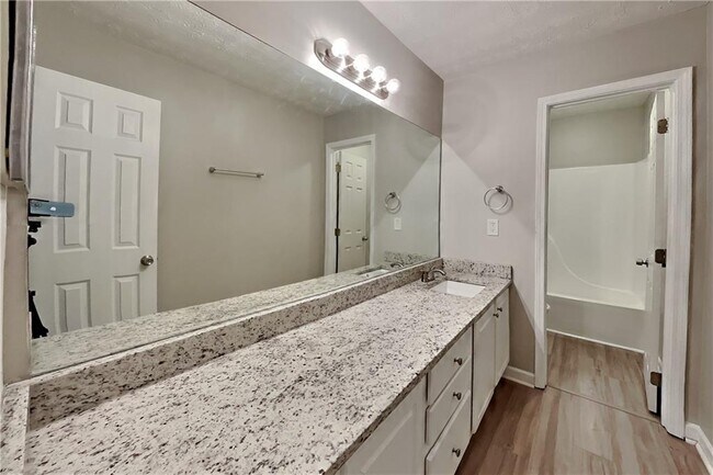 Building Photo - 610 Wildberry Trce