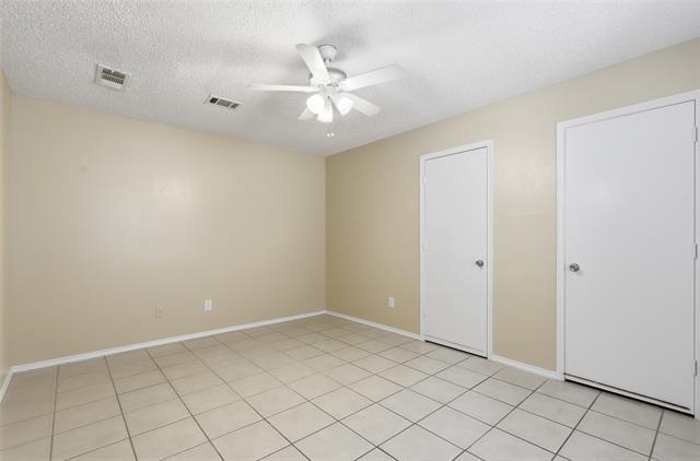 Building Photo - 3416 Colonial Dr