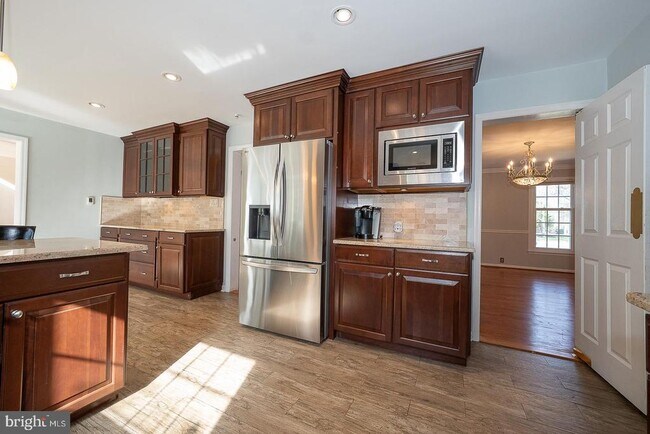 Building Photo - 1099 Armstrong Ct