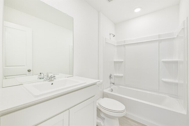 Building Photo - 11724 Lazy Oak Crk Dr