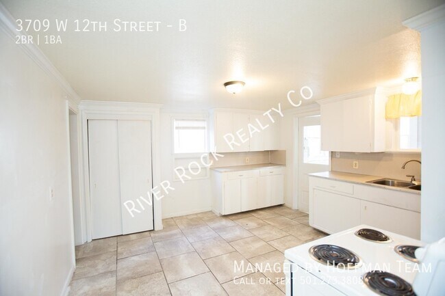 Building Photo - 3709 W 12th St