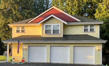 Building Photo - 10635 Woodchuck Ln SE