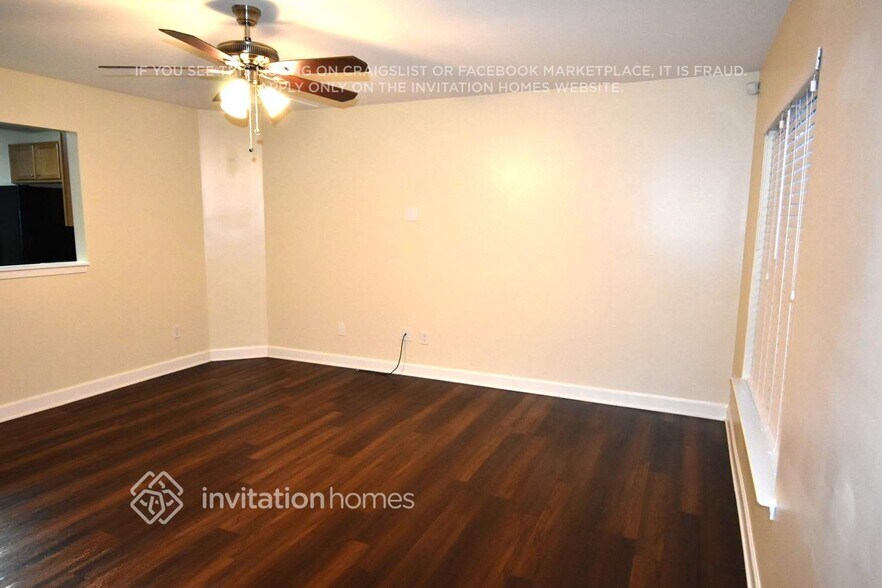 Building Photo - 974 Ramsgate Dr SW