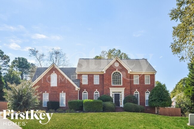 Building Photo - 1715 Foxwood Glen SE